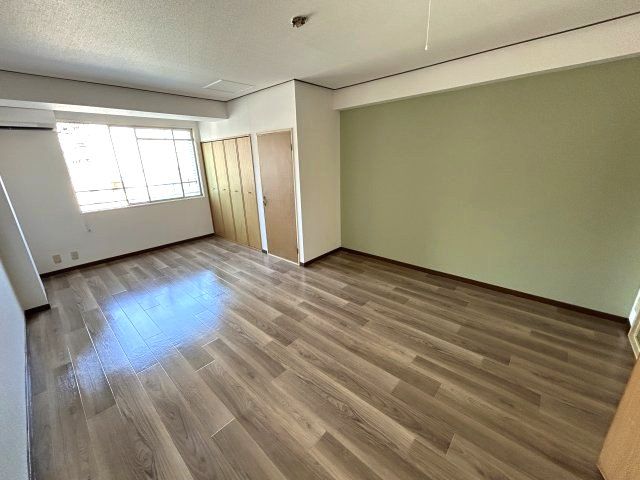 ベッドルーム