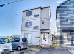 川西町北借家の外観画像