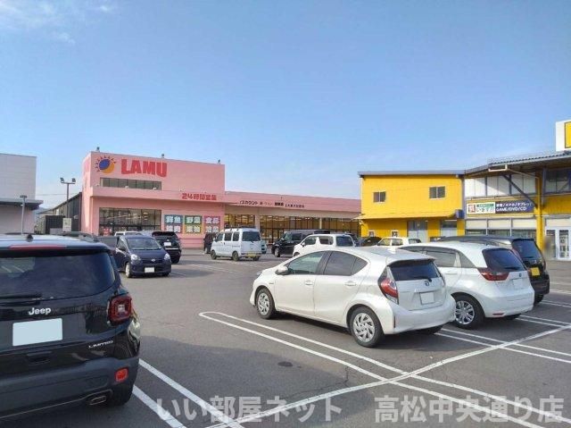 近くに施設あり
