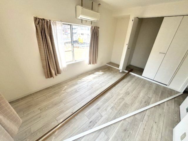 ベッドルーム
