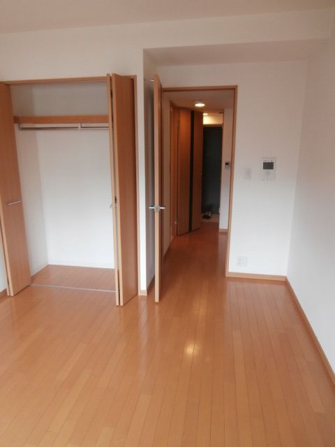 ベッドルーム