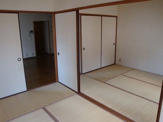 ベッドルーム