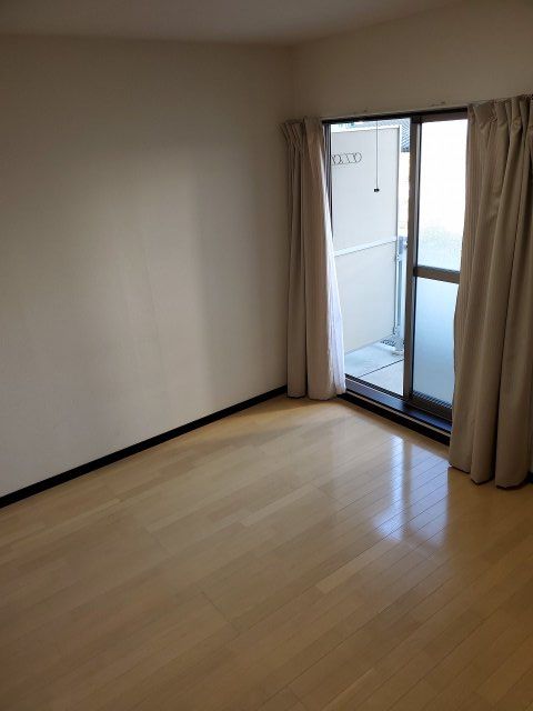 ベッドルーム