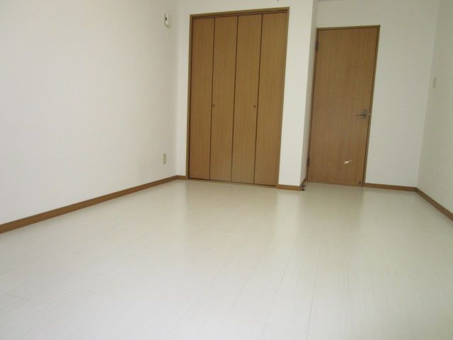 ベッドルーム