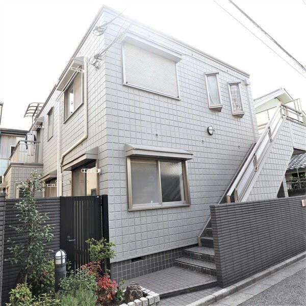 ホワイエカルムの外観画像