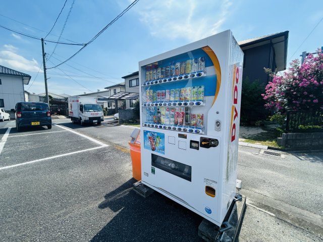 近くに施設あり