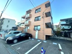 ハイネス岡本の外観画像