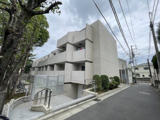 PREMIUM CUBE 下北沢の外観画像
