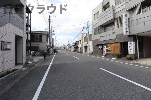 近くに施設あり