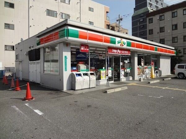 近くに施設あり