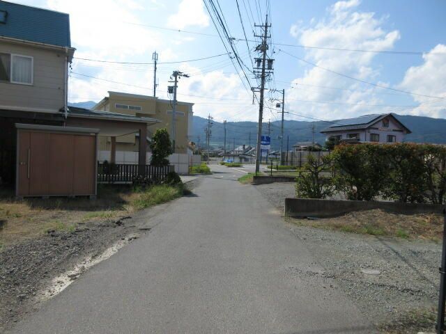 近くに施設あり