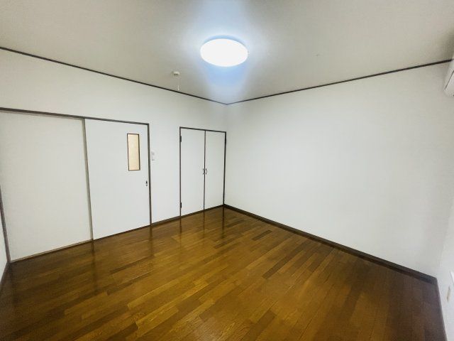 洋室