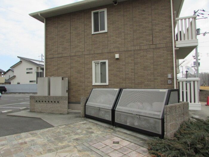 近くに施設あり