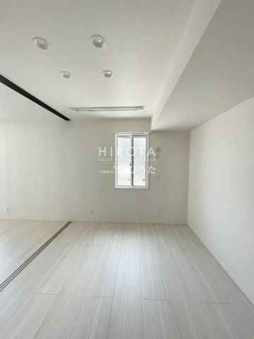 福岡銀行南小倉支店(570m)