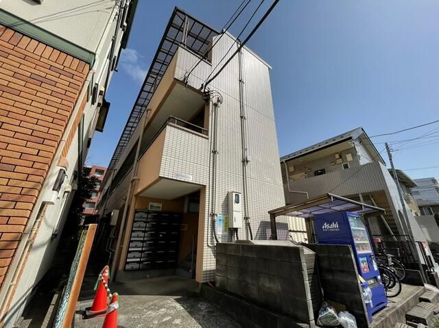 ホワイトハイツ行徳の外観画像