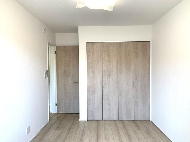 ベッドルーム