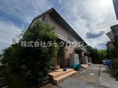 ヴェヌスタ郡津の外観画像