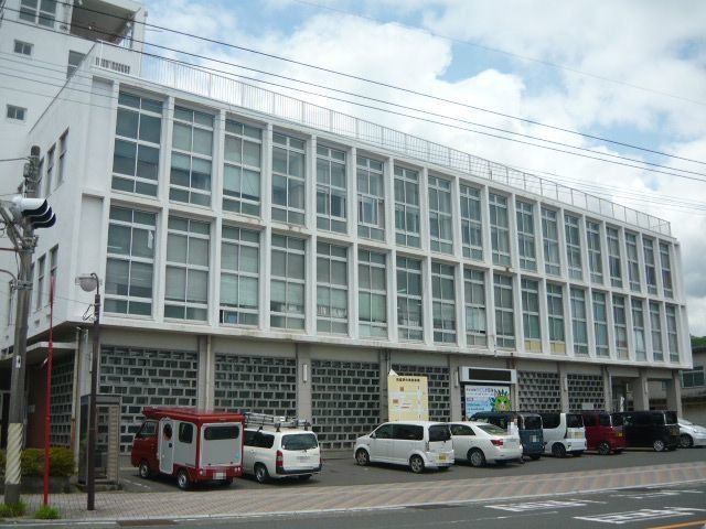 垂水市役所まで750m