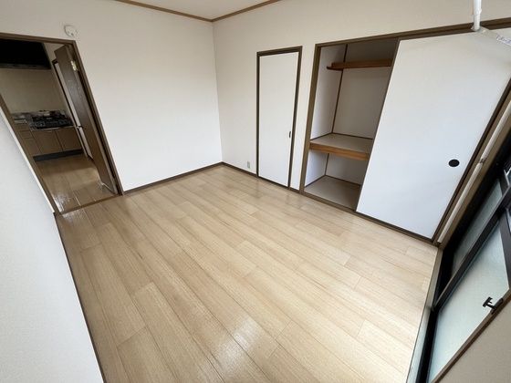 ベッドルーム