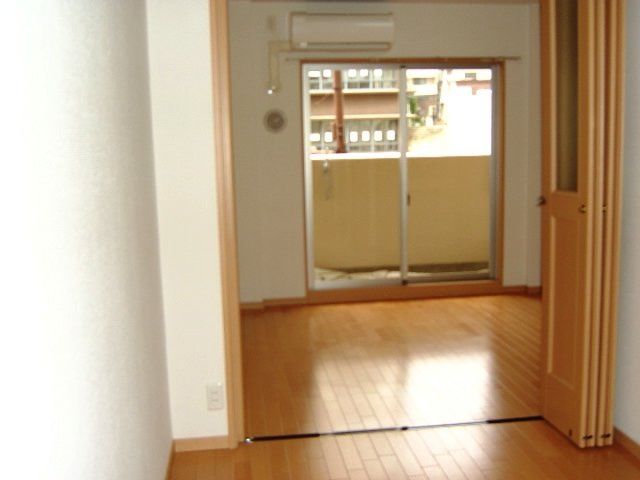 ベッドルーム