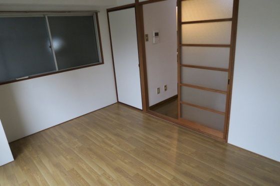 ベッドルーム