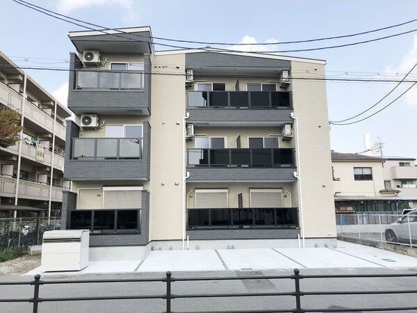 F mirai albaの外観画像
