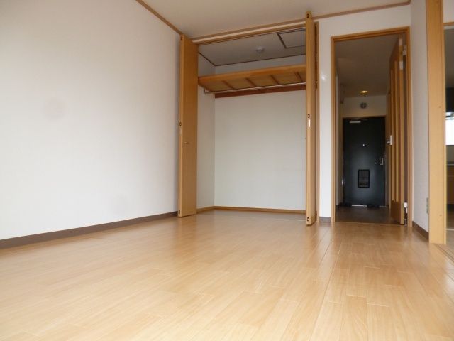 ベッドルーム