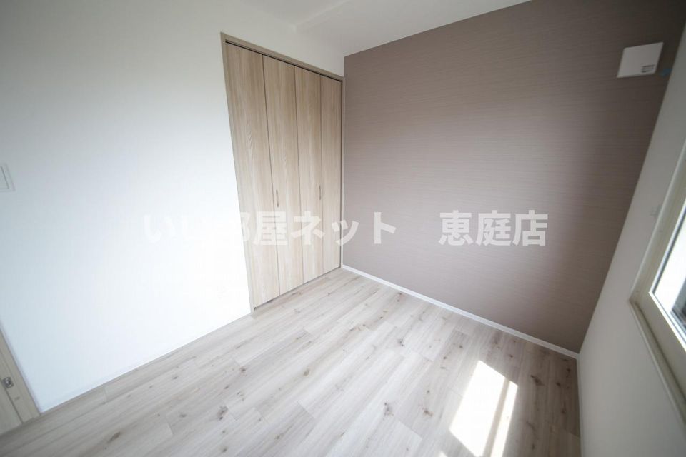 ベッドルーム