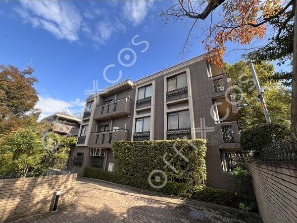 ヴェルサイユ東山公園の外観画像