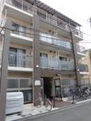 ルミエール鶴見緑地の外観