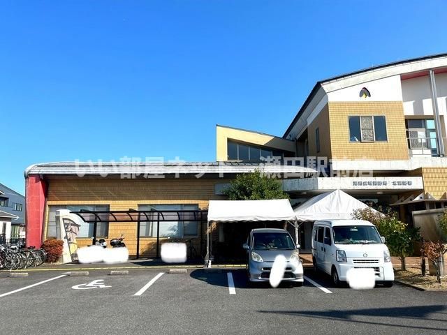 近くに施設あり