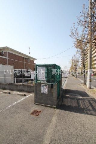 近くに施設あり