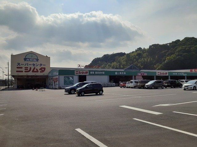 ニシムタ志布志店まで2400m