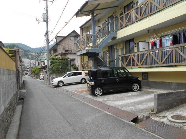 近くに施設あり