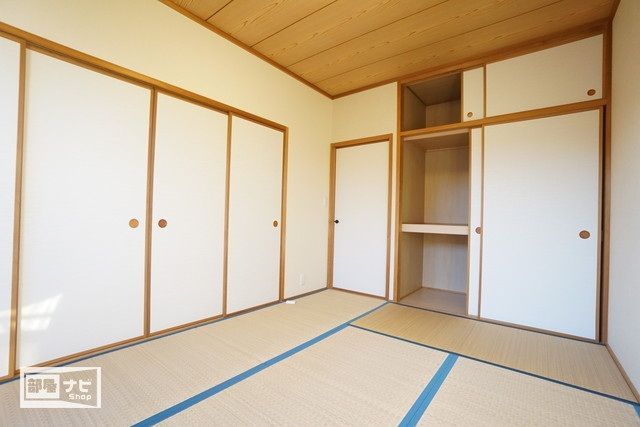 ベッドルーム