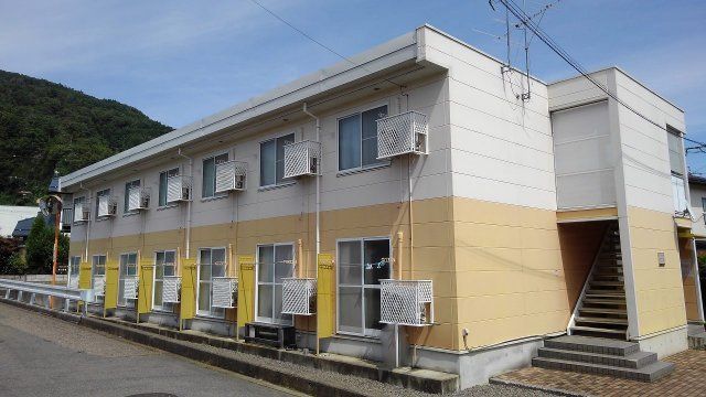 レオパレスApfelの外観画像