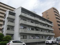 ロイヤルハウス西霞の外観画像