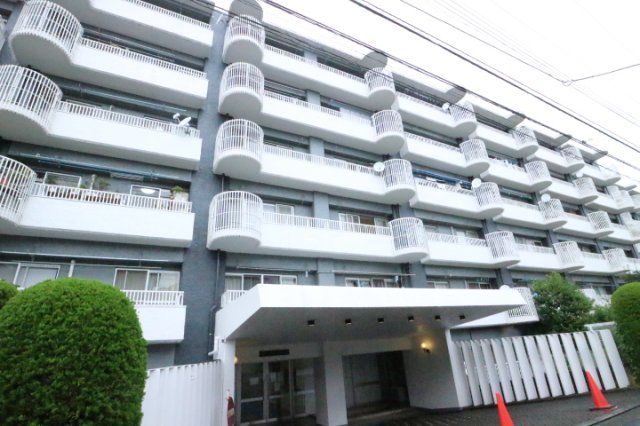 上大岡ハイツA棟の外観画像