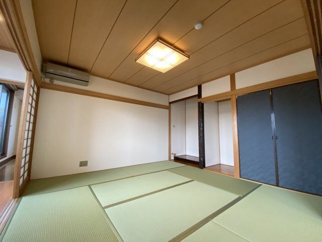 ベッドルーム