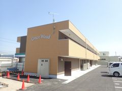 Grace Woodの外観画像