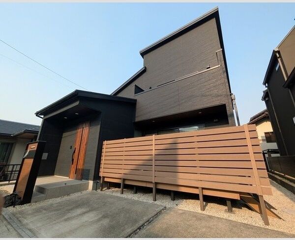 根嶽戸建の外観画像