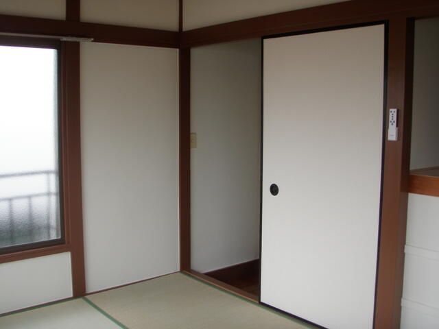ベッドルーム