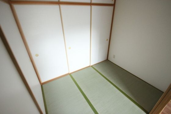 ベッドルーム