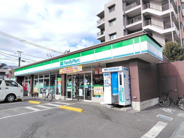 近くに施設あり