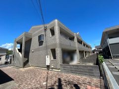 センチュリーカーサの外観画像