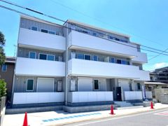 ルピナス東門前の外観画像