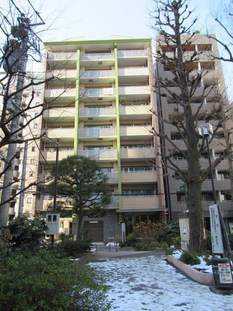 パレステュディオ新宿御苑の外観画像