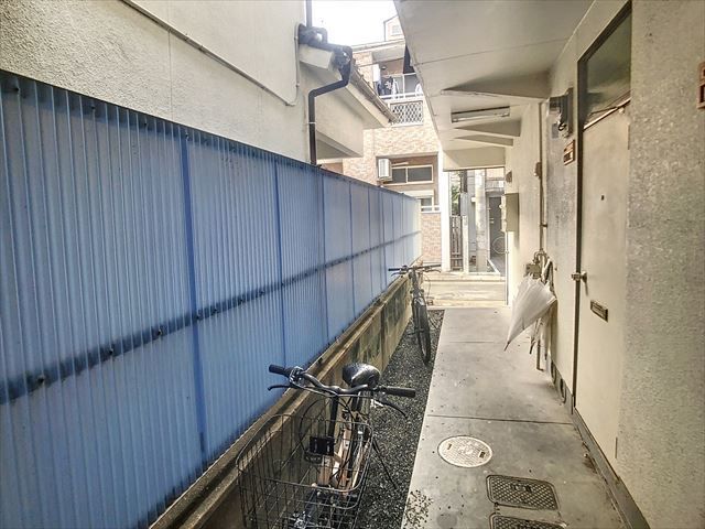 近くに施設あり