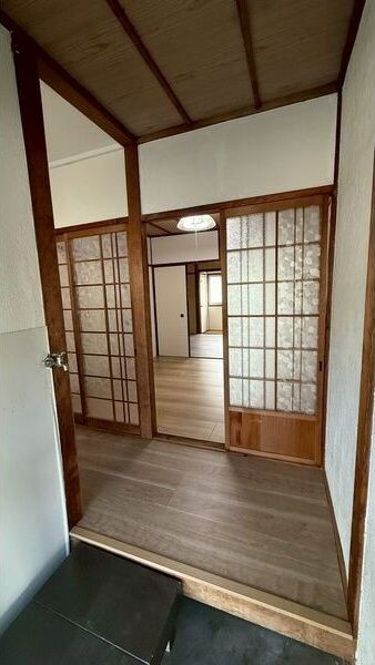 玄関