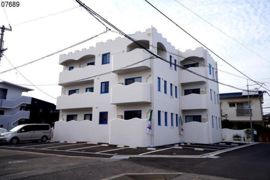 サントリーニ桑原の外観画像